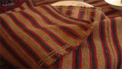 Toile de laine de chameau (sachak) pour conserver le pain